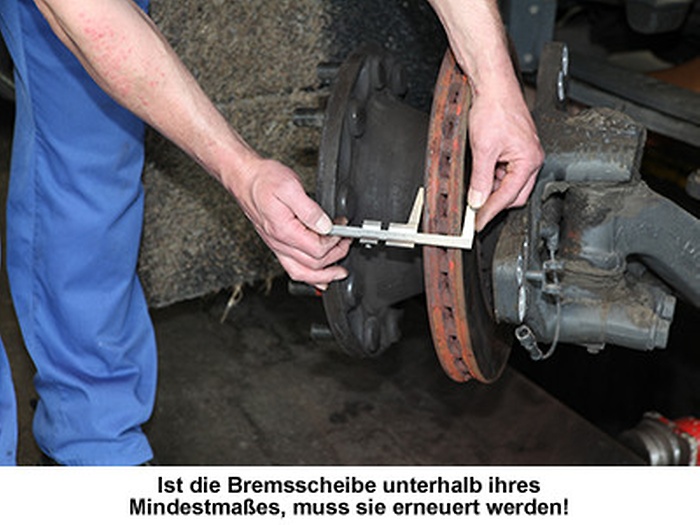 Bremsscheibe ersetzen an einem Lkw 