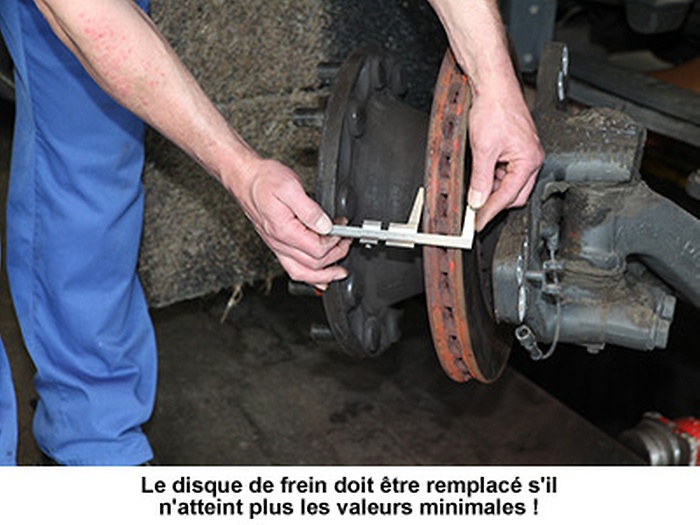 Remplacer un disque de frein sur un camion 