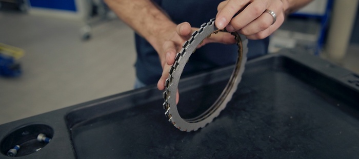 Shifting elements interlock