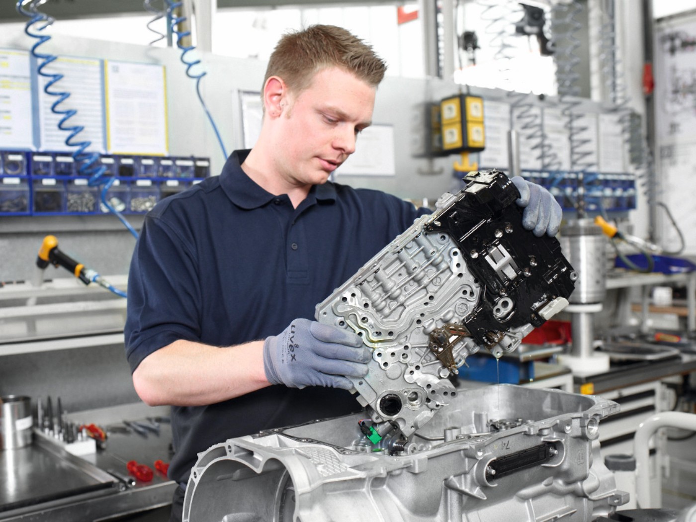 Desmontagem de transmissão reconstrução