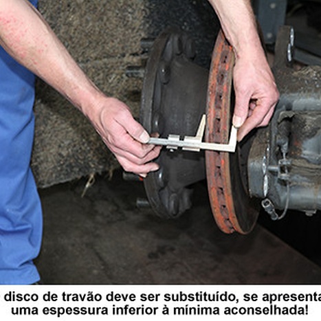 Substituição de um disco de travão num camião
